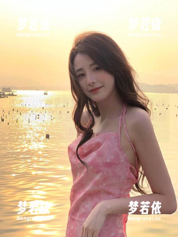 CANDY糖果画报 - 大家期待已久！Sukki兔女郎写真合集更新，别错过她的美丽瞬间！.txt-梦若依