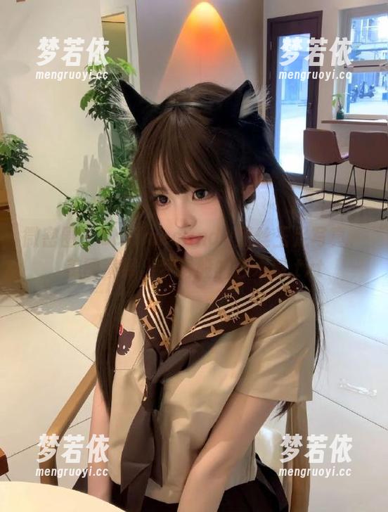 微密圈 - Callmecandy黑丝玉足写真，美图演绎出梦幻般的艺术感.txt-梦若依