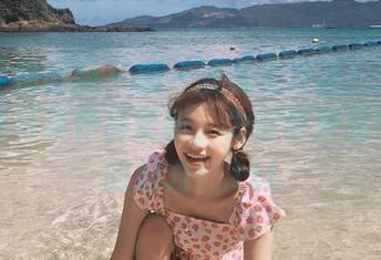 GIRLT果团网 - 新一波视觉冲击！张琳熙的户外写真作品更新，为你带来无与伦比的魅力！.txt