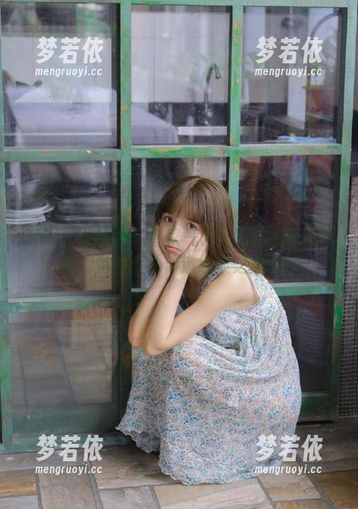 GIRLT果团网 - 皇家气息：王婉悠黑色写真，免费照片传递经典之美.txt-梦若依