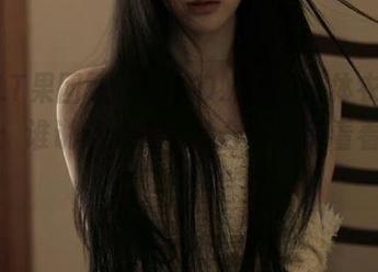 GIRLT果团网 - 蜜桃Q妹儿的连体衣写真合集：谁说连体衣只适合小孩？看看这些！.txt