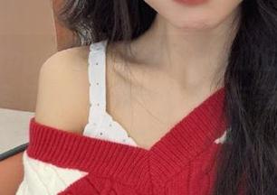 HuaYang花漾 - 可乐Vicky的白色世界：探索多样的写真图片资源，与美同行.txt