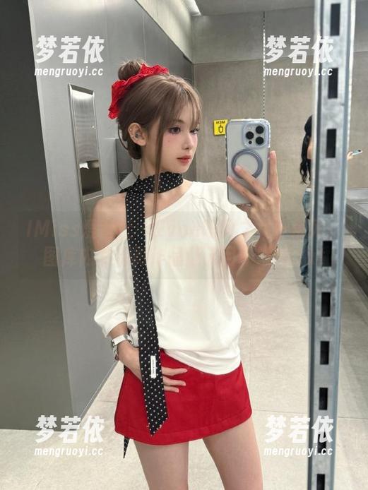 IMiss爱蜜社 - Evon陈赞之女仆系列：图库内的摄影作品让人目不暇接.txt-梦若依