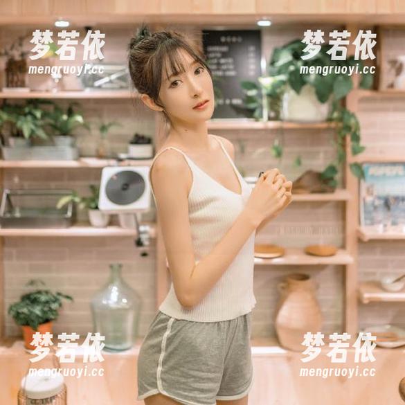 IMiss爱蜜社 - 释放你的个性：莉娜lena制服主题写真作品，免费下载让创意无限.txt-梦若依