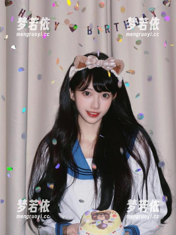 IMiss爱蜜社 - 让莉莉Lily的睡衣成为你的灵感：全面收录的时尚图片与资源.txt-梦若依
