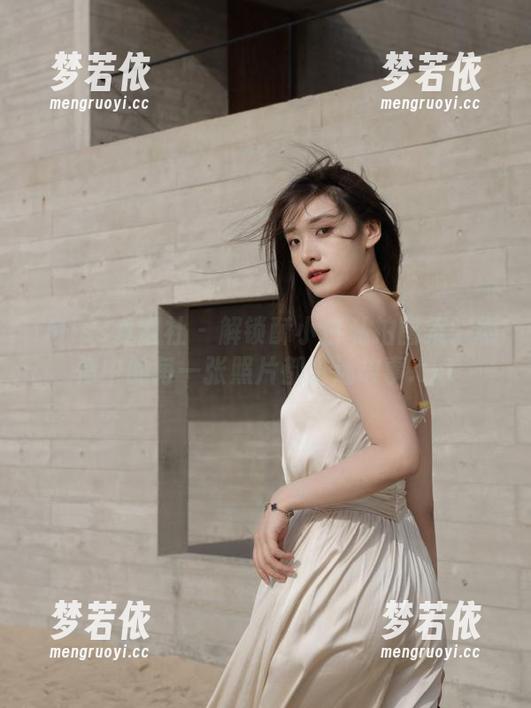 IMiss爱蜜社 - 解锁酥小白私拍图集：剧情中的每一张照片都讲述故事.txt-梦若依