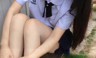 LD零度摄影 - 看文静如何驾驭连衣裙！写真福利分享，捕捉她的每一个优雅瞬间.txt