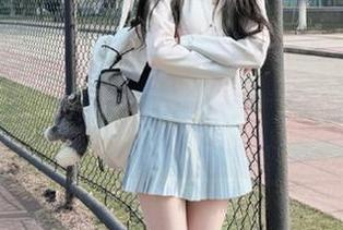 MFStar模范学院 - 打造专属你的时尚库，SiByl李思宁姐姐写真合集免费下载！.txt
