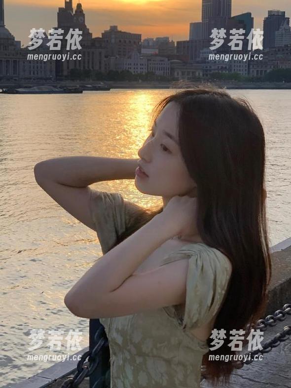 MFStar模范学院 - 可爱爆表的柳侑绮Sevenbaby女仆作品合集，带你领略独特魅力！.txt-梦若依