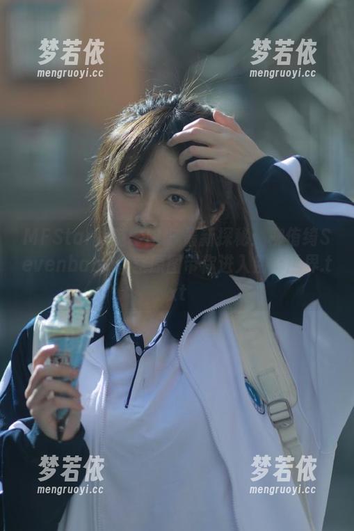 MFStar模范学院 - 最新探秘：柳侑绮Sevenbaby镂空原图带你进入别样世界.txt-梦若依