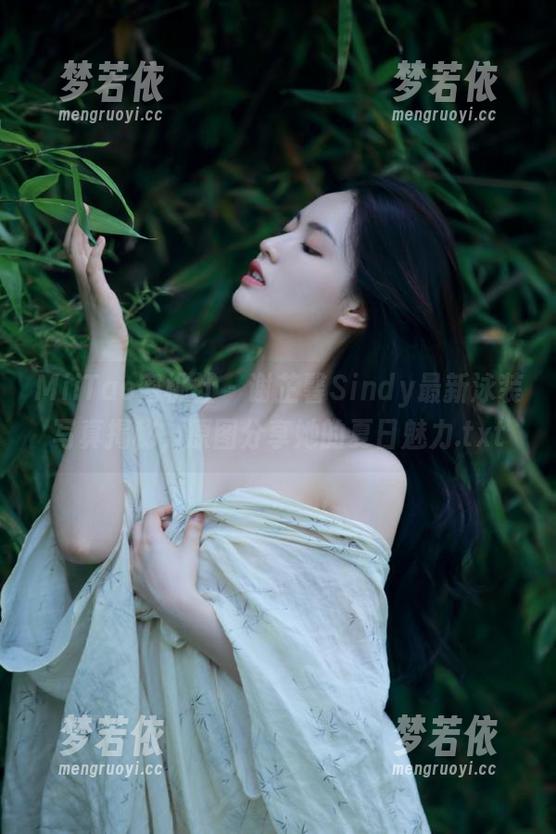 MiiTao蜜桃社 - 谢芷馨Sindy最新泳装写真揭秘，原图分享她的夏日魅力.txt-梦若依