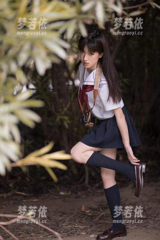 MyGirl美媛馆 - 甜美与优雅并存：伊雨蔓Fiona女仆写真套图带你领略异域风情.txt-梦若依