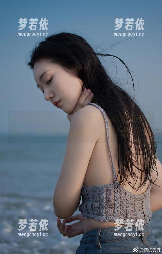 MyGirl美媛馆 - 王馨瑶yanni最新美足写真，绝对是视觉盛宴的美图之选！.txt-梦若依