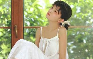 RUISG瑞丝馆 - 风衣月Lucy写真作品图包上线，死库水主题为你呈现更美好的摄影故事！.txt