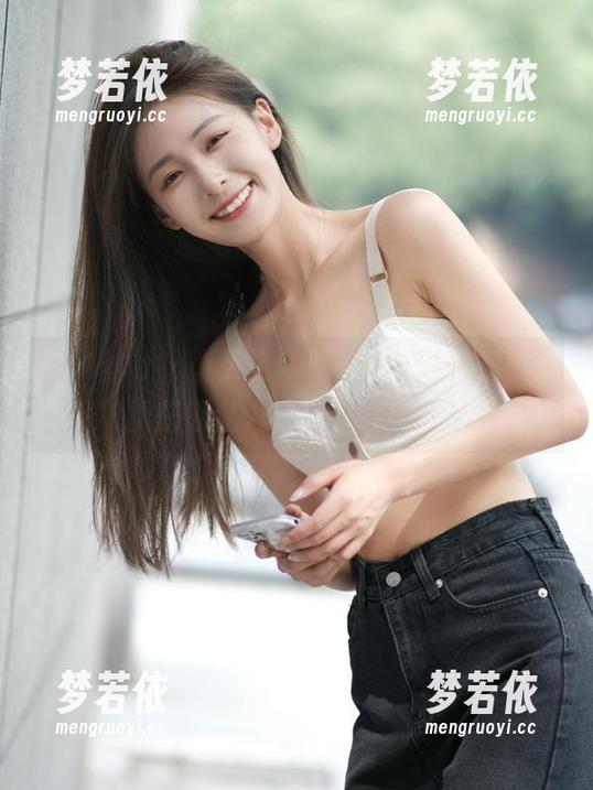 SSA丝社 - 享受“双双”的粉色作品，免费获取私人写真体验！.txt-梦若依