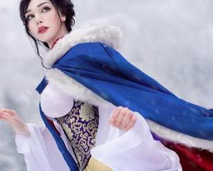 对话Sayathefox：修女角色的原图与cos展现出无限魅力.txt