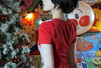 TouTiao头条女神 - 深入探讨娜依灵儿的自拍私拍写真，感受艺术与青春的碰撞.txt