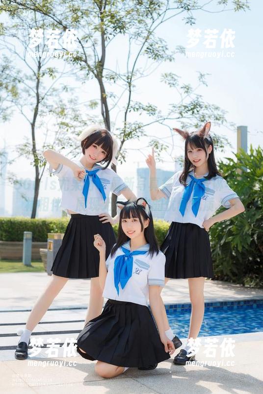 UGirls尤果网 - 最新写真集：乔依琳与红裙相伴，展现无与伦比的优雅气质.txt-梦若依