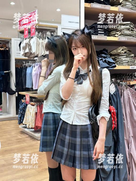UGirls尤果网 - 游子熙少女写真合集：这些仙女们你绝对没有见过，分享给你们好好欣赏！.txt-梦若依