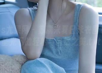 UGirls尤果网 - 苏糯米夏日泳衣图包：无圣光下的轻松与自然之美.txt