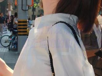 UGirls尤果网 - 最新发布的赵娜娜制服写真照片，带你走进她的时尚新世界.txt