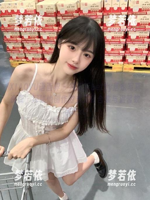 XIAOYU语画界 - 周思乔betty居家写真资源，探秘她创作的多元化合集与温馨故事.txt-梦若依