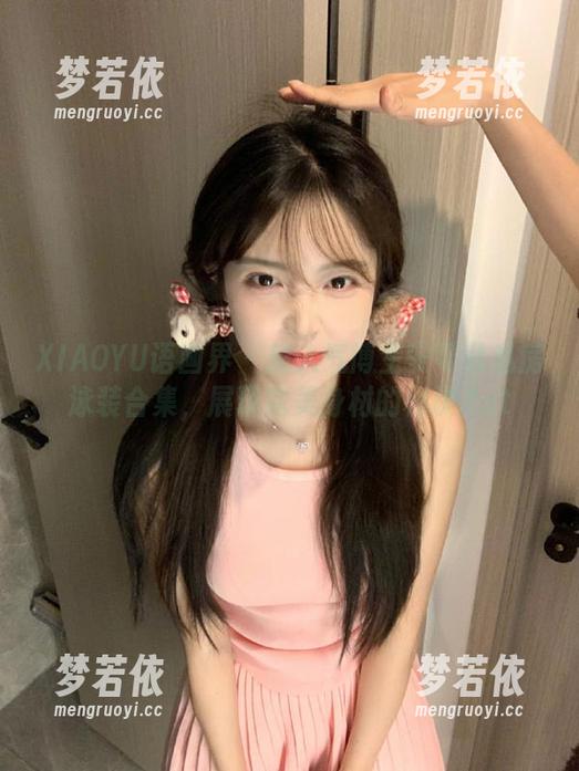 XIAOYU语画界 - 超人气博主安可儿私房泳装合集，展现完美身材的秘诀.txt-梦若依