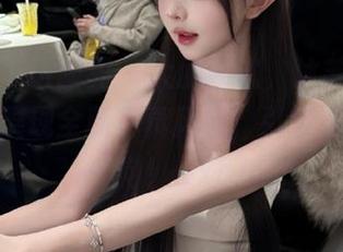 XIAOYU语画界 - 大胆尝试，沐若昕在裤里丝中展现全新写真风格，引领潮流新方向！.txt