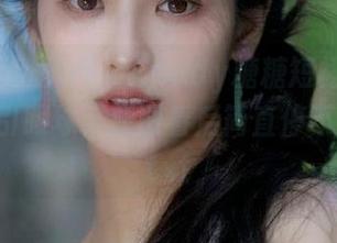 Xiuren秀人网 - Candy糖糖短裙写真实在太吸引眼球，原图看后简直停不下来！.txt