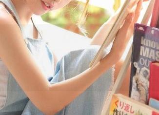 Xiuren秀人网 - Demon瑶瑶的白色故事：精选写真图片下载，发现她的每一面.txt