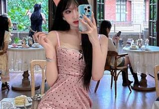 Xiuren秀人网 - 细腻质感的e宝小野猫和服作品合集，展现了和服之美的多样性.txt