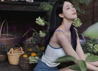 Xiuren秀人网 - tina_甜仔红裙图集：定制你的视觉盛宴与心动时刻！.txt