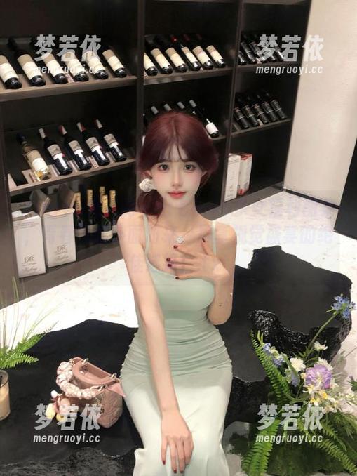 Xiuren秀人网 - 七七kiko少女福利图集，青春气息扑面而来，尽享视觉盛宴的绝佳选择！.txt-梦若依