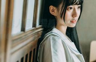 Xiuren秀人网 - 震撼你的视觉：在线冷月yuer红裙写真合集全新发布.txt