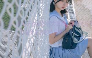 Xiuren秀人网 - 多香子私拍图包大放送：用睡衣诠释家的温暖与私密生活的小确幸.txt