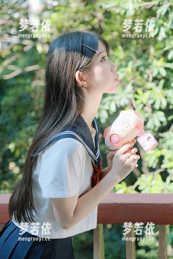 Xiuren秀人网 - 观看奈汐酱nice的灰丝写真，笑看自己也是一种风格.txt-梦若依