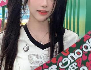 Xiuren秀人网 - 细腻又迷人的美脚图集，奈汐酱nice带你领略绝美风情.txt
