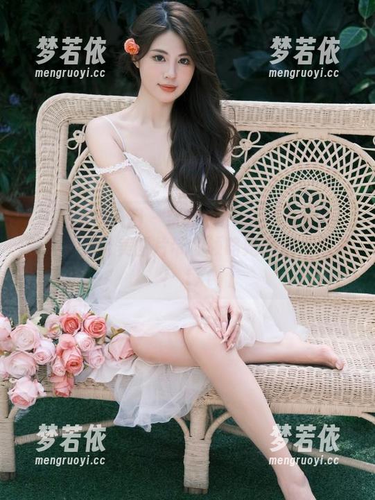 Xiuren秀人网 - 奈汐酱nice全套女神主题写真，唯美图片带你领略她的魅力风采！.txt-梦若依