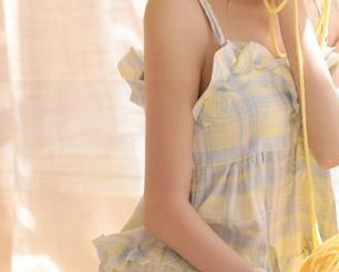 Xiuren秀人网 - 探索小乔babyb的纯白写真：精选图片展现她的独特魅力.txt