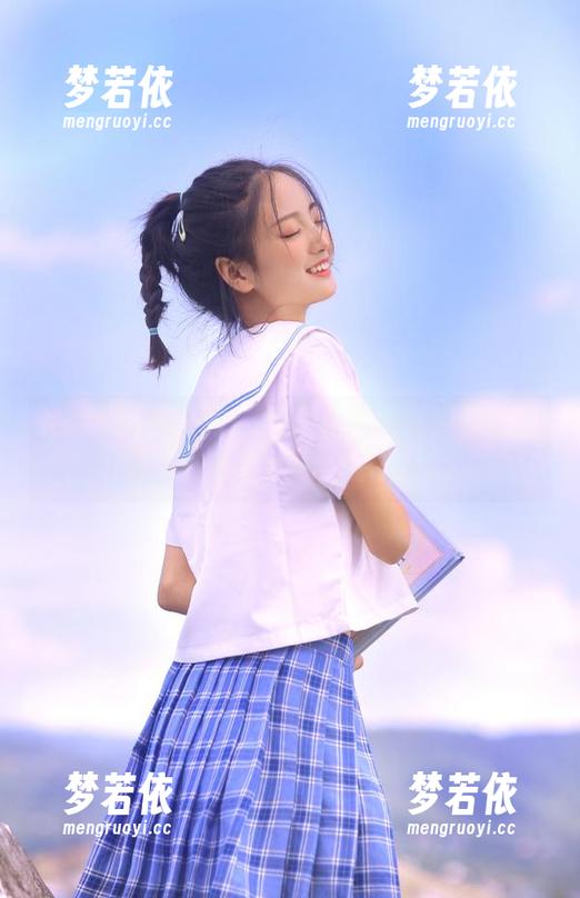 Xiuren秀人网 - 探索小兔纯纯的妹妹世界：独家私拍图包曝光.txt-梦若依