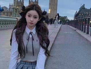 Xiuren秀人网 - 不容错过的小肉肉咪写真全集：双马尾的无限魅力与风情.txt