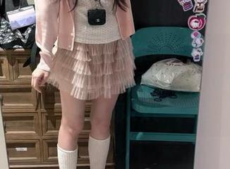 Xiuren秀人网 - 走进徐莉芝Booty的水手服世界，写真作品免费下载，定格青春的瞬间.txt
