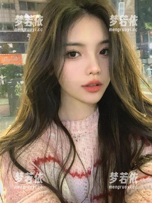 Xiuren秀人网 - 徐莉芝Botty浴室写真合集：精致图片捕捉她神秘而动人的气质，感受艺术的魅力！.txt-梦若依