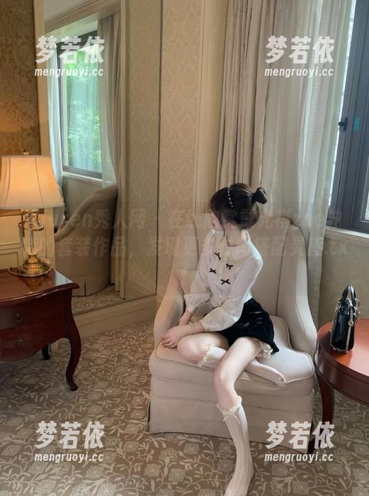 Xiuren秀人网 - 在线欣赏戴允祺zoe独特的套装作品，发现更多时尚搭配灵感.txt-梦若依