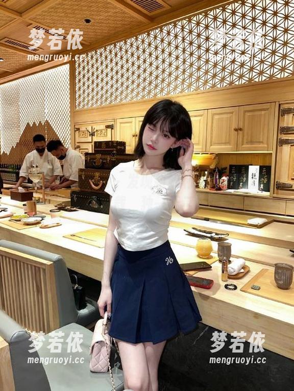 Xiuren秀人网 - 发现抖娘利世的写真剧情：网盘精选下载，独一无二的体验.txt-梦若依
