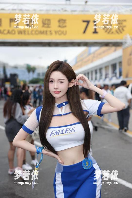 Xiuren秀人网 - 林文文yooki带你走进白丝世界：写真图片合集，绝美瞬间不容错过！.txt-梦若依