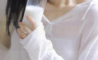 Xiuren秀人网 - 深情呈现林文文yooki连衣裙写真集，快来下载你的时尚宝典.txt