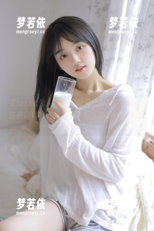 Xiuren秀人网 - 深情呈现林文文yooki连衣裙写真集，快来下载你的时尚宝典.txt-梦若依
