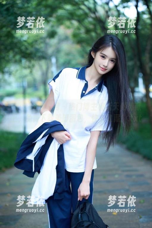 Xiuren秀人网 - 热门博主桃妖天倾情献上，免费下载美脚图包，快来收藏！.txt-梦若依