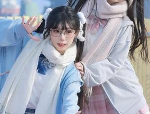 Xiuren秀人网 - 撩人气息：白微Sera皮衣写真美图，免费下载让你感受时尚新风尚.txt